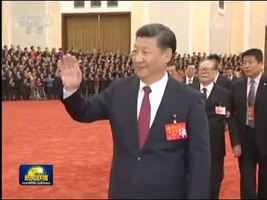 习近平等领导同志亲切会见十九大代表 
