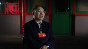 藏汉一家亲 其乐融融