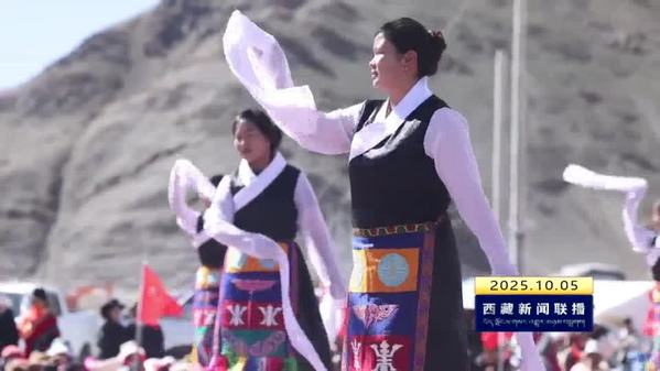 【国庆节里的温暖与感恩】村干部落桑嘎旦的自豪与责任