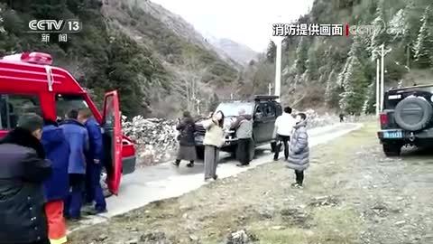 【关注户外活动安全】四川阿坝：34人穿越封路牧道被困 多部门连夜救援