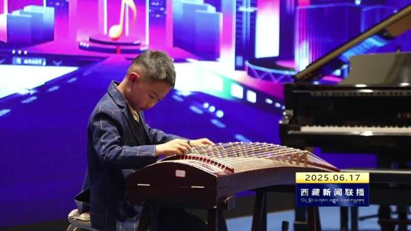首届“声动未来”少儿才艺大赛开赛