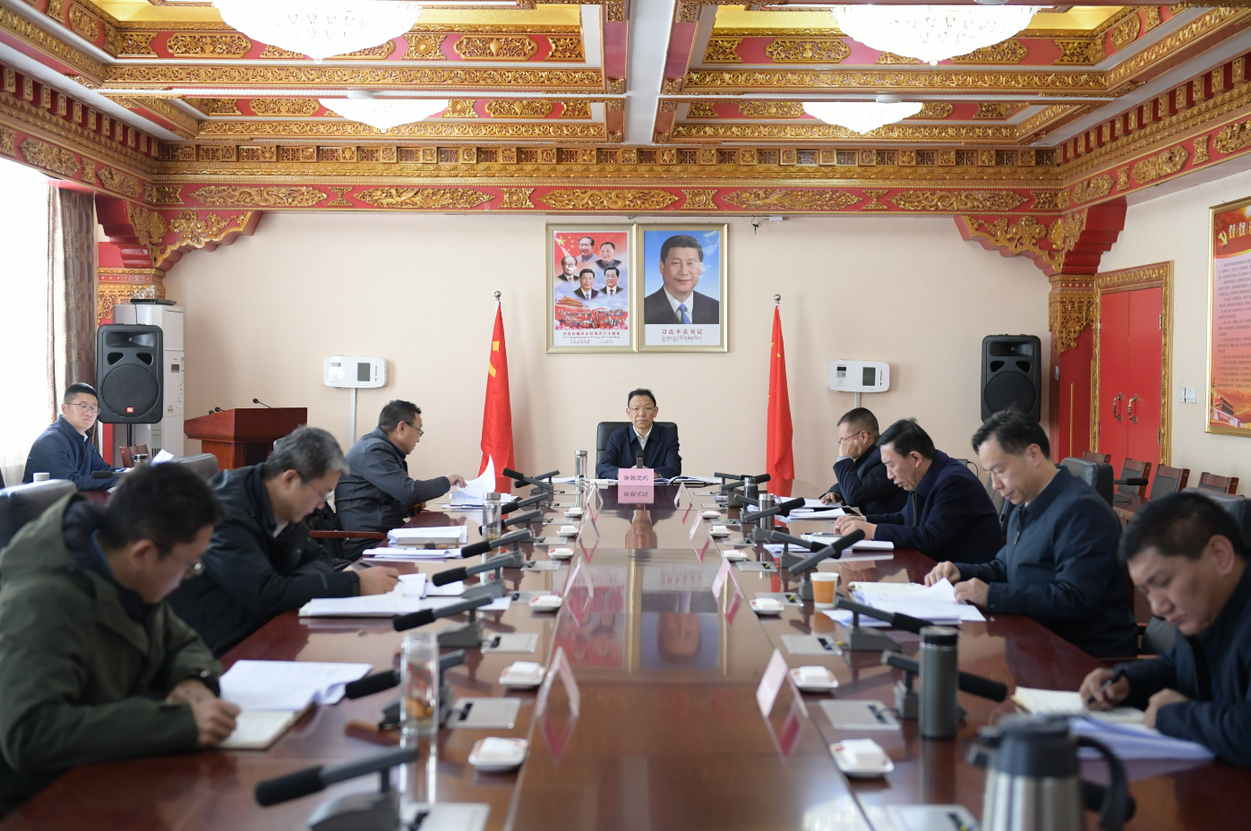 斯朗尼玛主持召开区党委统战部部务会理论学习中心组2026年第一次学习会