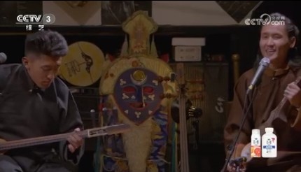 传统乐器扎念琴创新改良 西藏非遗技艺再升级