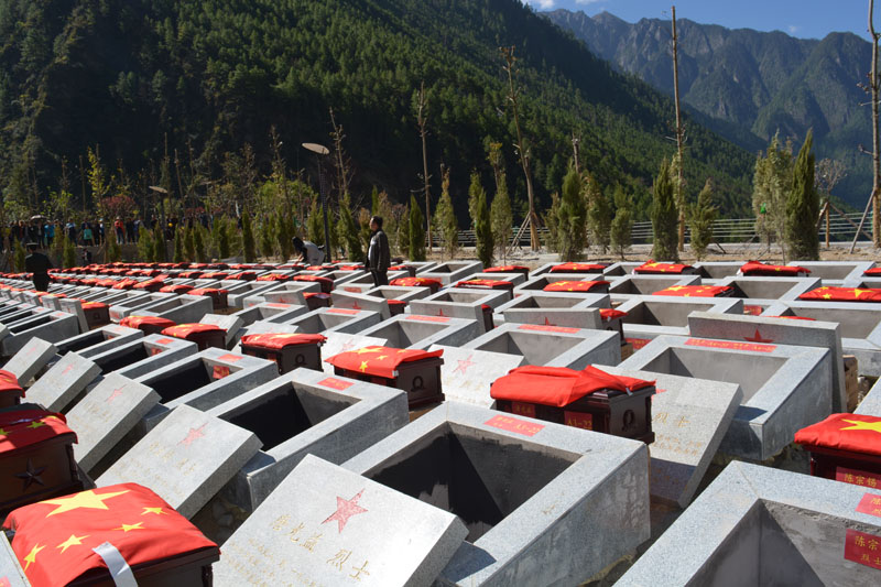 缅怀先烈 铭记历史 林芝市察隅县英雄坡纪念园