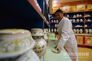 China sets up database for Tibetan medicine books