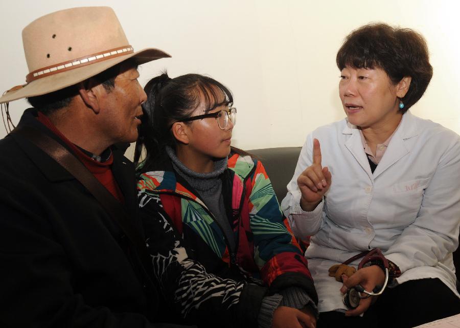 Bejing expert helps children with congenital heart disease in Tibet