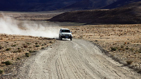 Zigzag roads to Mt.Qomolangma
