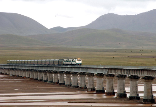 The Qinghai-Tibet Railway [Photo/Xinhua]