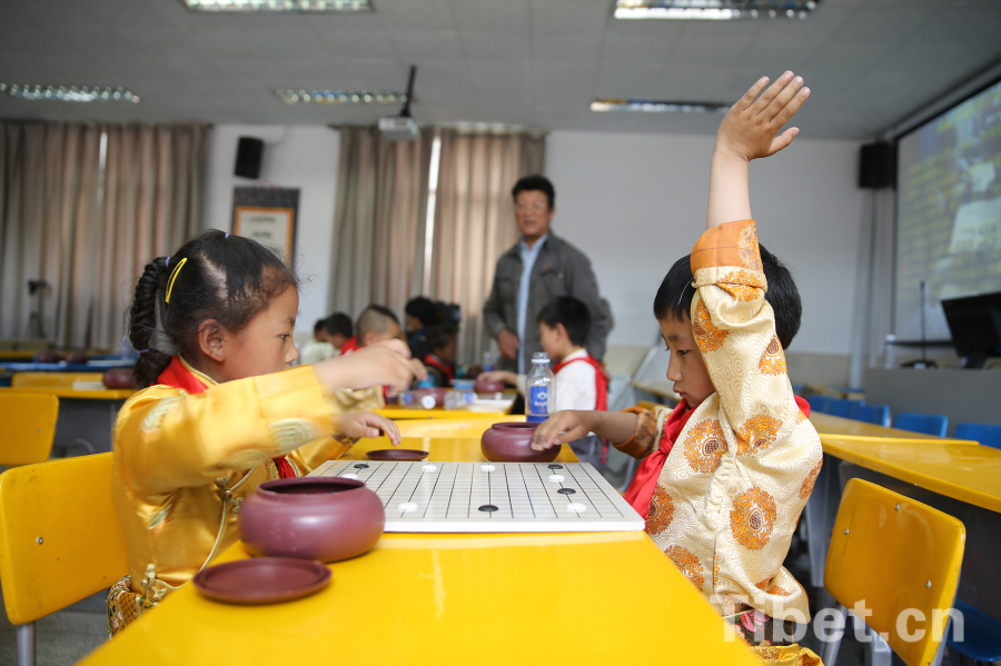 1st Children’s Tibetan Chess Competition held in Lhasa