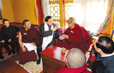 Chen Quanguo: Tibetan Buddhism should adapt to socialist society