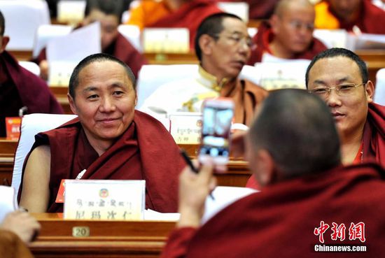  Fourth session of the 10th Tibetan People's Political Consultative Conference opens