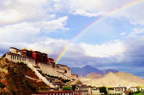 Tibet to build accessible tourist areas