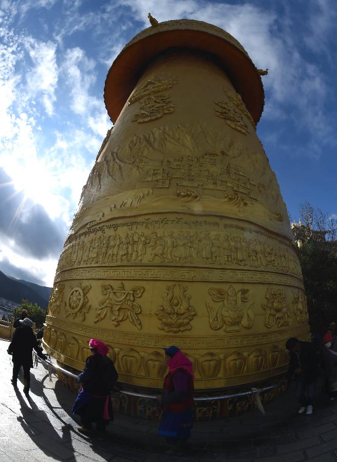 CHINA-YUNNAN-PRAYER WHEEL-TOURISM (CN)