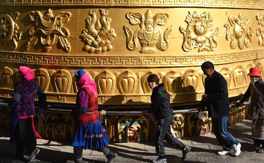 CHINA-YUNNAN-PRAYER WHEEL-TOURISM (CN)