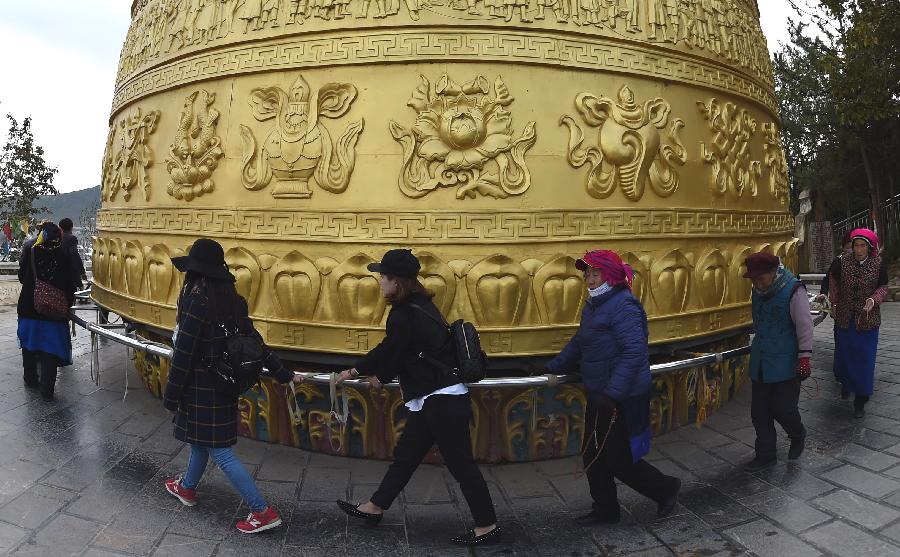 CHINA-YUNNAN-PRAYER WHEEL-TOURISM (CN)