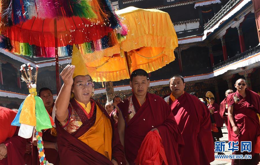 Panchen Lama leaves for Beijing, ending research tour in Tibet