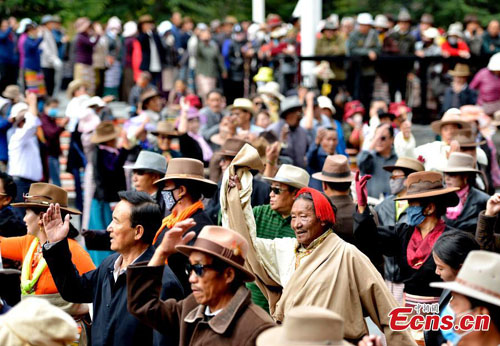 Guozhuang dance popular in Tibet