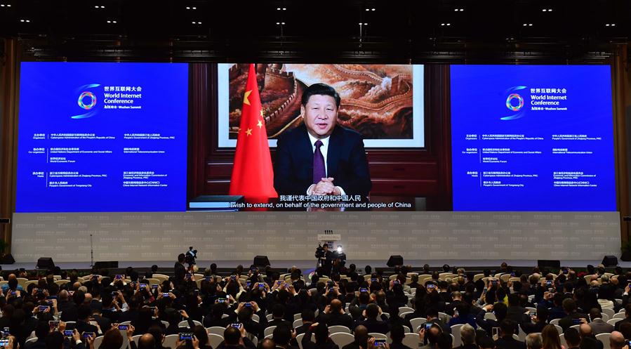 President Xi stresses int'l cooperation in cyberspace governance