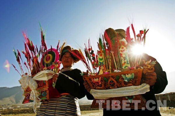 Ten musts during Tibetan New Year(I)
