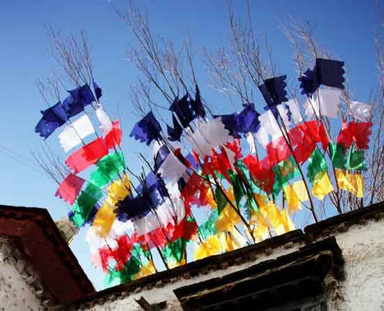 Sutra streamer: Symbol of Tibetan culture 