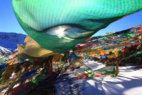 Sutra streamer is one of the characteristic scenery on the plateau of Tibet that distinguishes from other places in China.