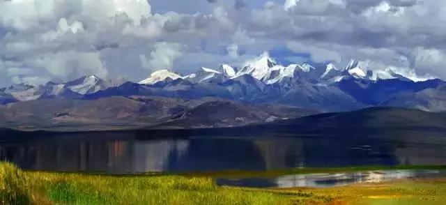 Geladandong Snow Mountain, the birthplace of the Yangtze