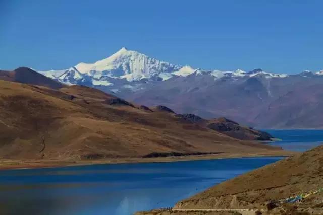 Mt. Nodjingangsang, the snowy mountain above the holy lake