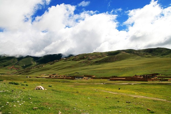 Yushu of Qinghai to host 2016 "World Cup of Drifting" 