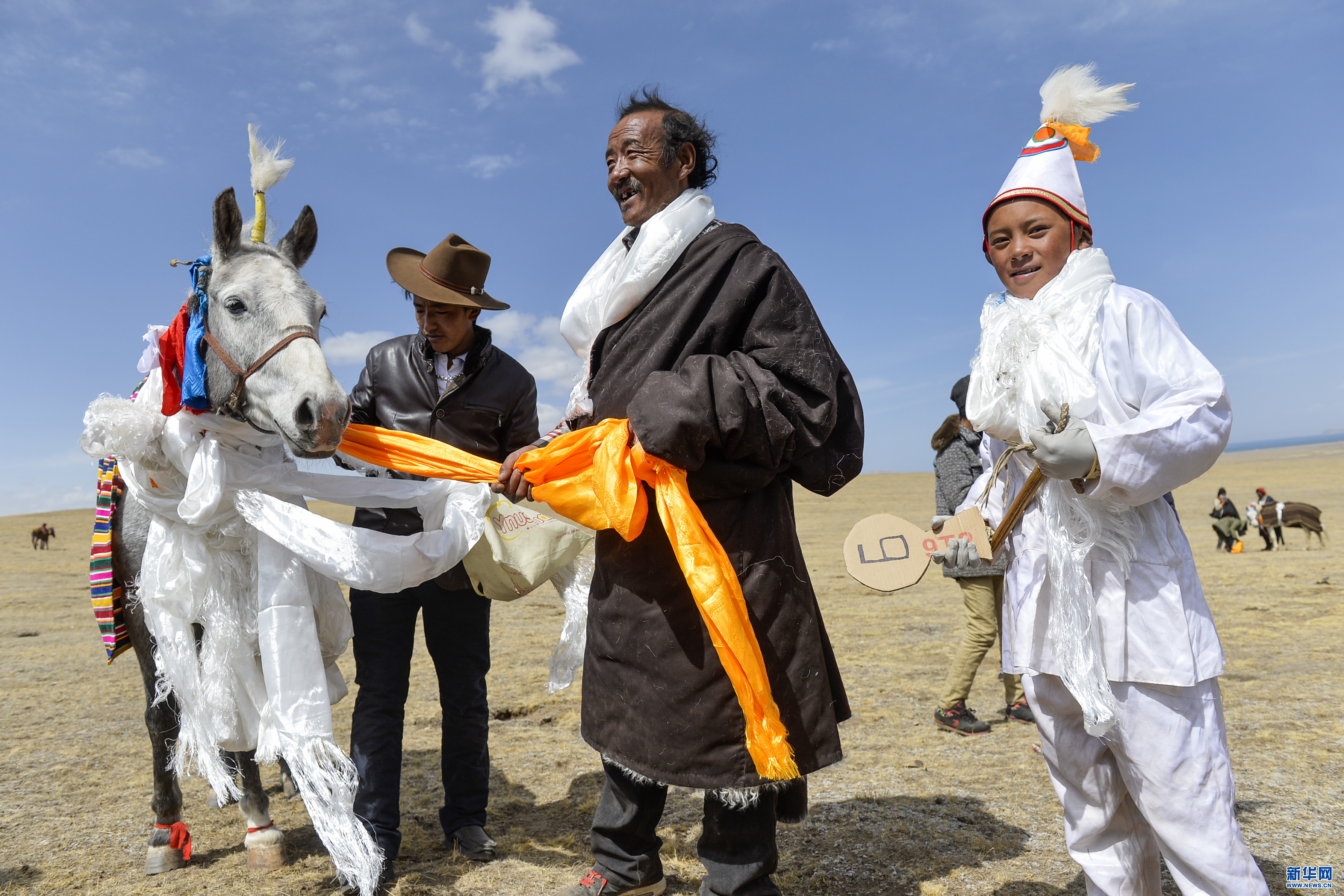  Horse-racing competition held in northern Tibet