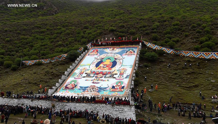 CHINA-TIBET-THANGKA-WORSHIP (CN)