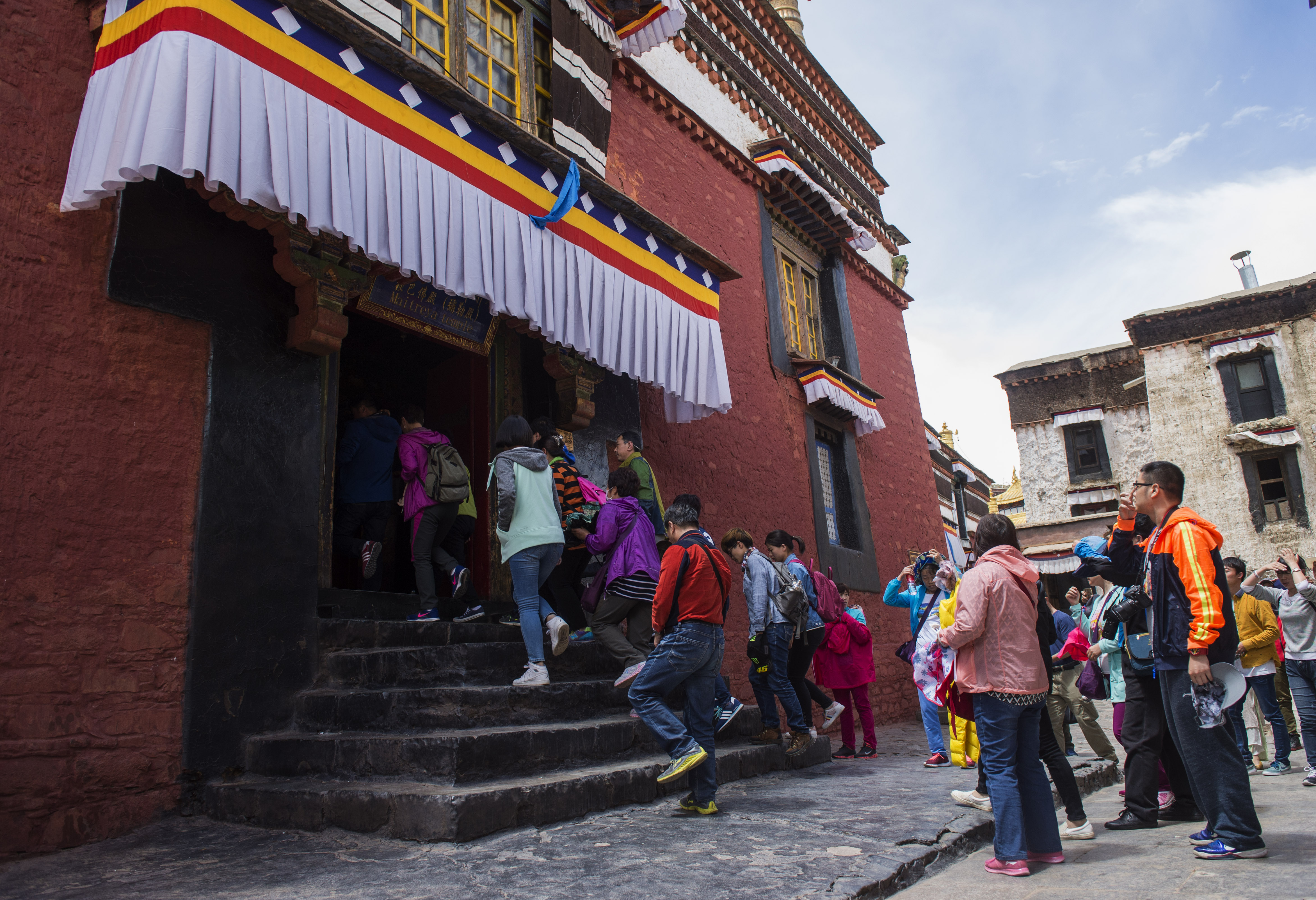 西藏日喀则旅游升温_图说西藏_中国西藏网