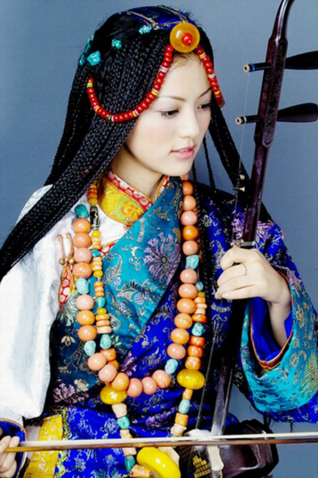 最美的藏族女孩——康巴第一美女阿兰·达瓦卓玛