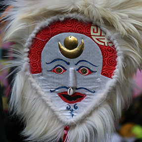 白面具藏戏阿热娃面具