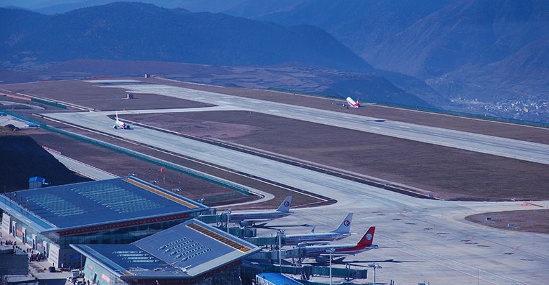世界最高的10座民用机场 8座都在青藏高原