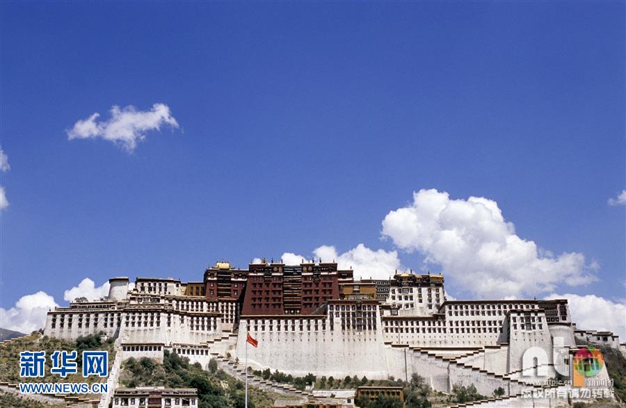 Work permit change to benefit foreigners in Tibet