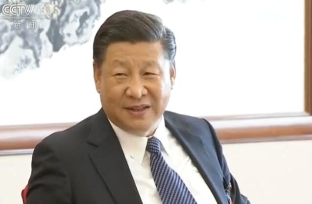 習(xí)近平：把新時(shí)代中國(guó)特色社會(huì)主義推向前進(jìn)