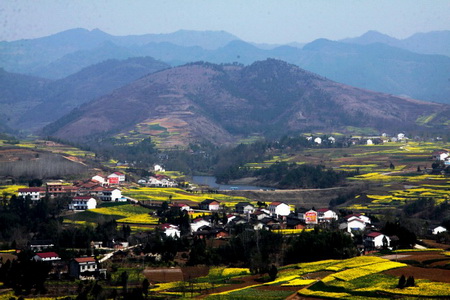 Exhibition on traditional and ancient villages of NW China held