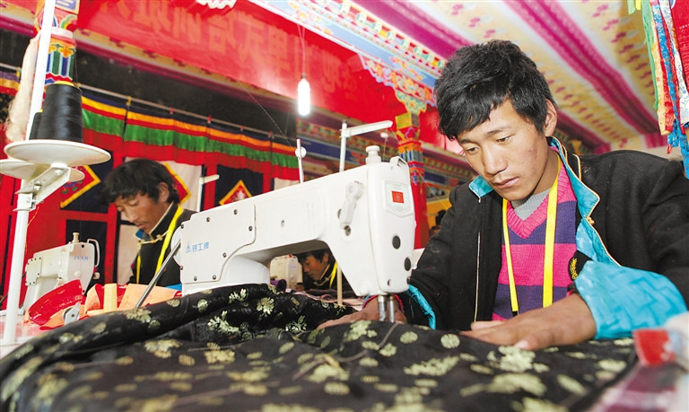 Non-public economy in Tibet developing rapidly