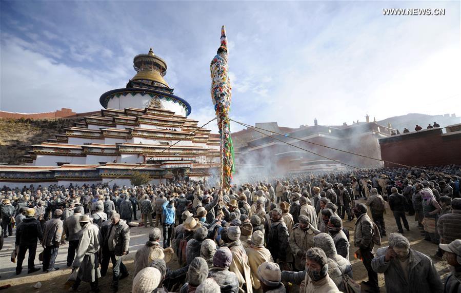 Traditional activity held at Gyangze in SW China's Tibet