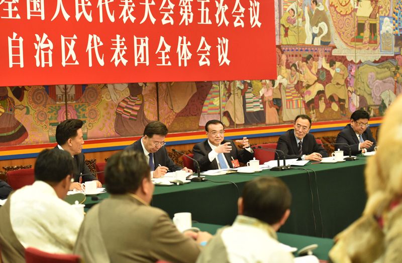 Premier Li joins panel discussion of NPC deputies from Tibet 