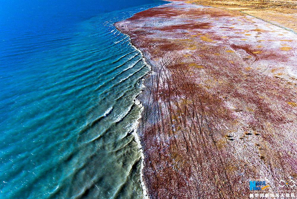 Traveling to Tibet’s three holy lakes