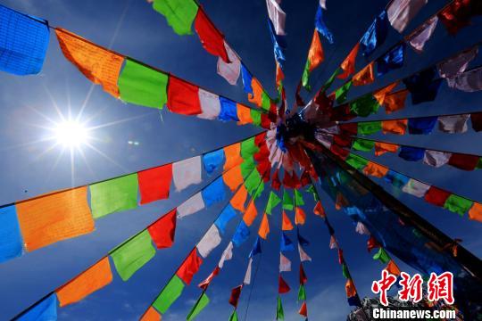 Early summer scenery in Hexi Corridor, Gansu