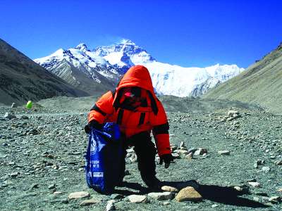 Tibet kicks off campaign to remove trash from world’s highest mountain