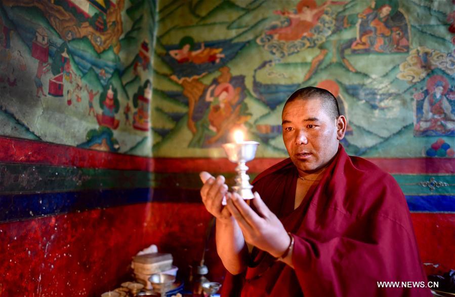 Daily life of Lama Ngawang Peljor at Tibet's Rongpu Monastery