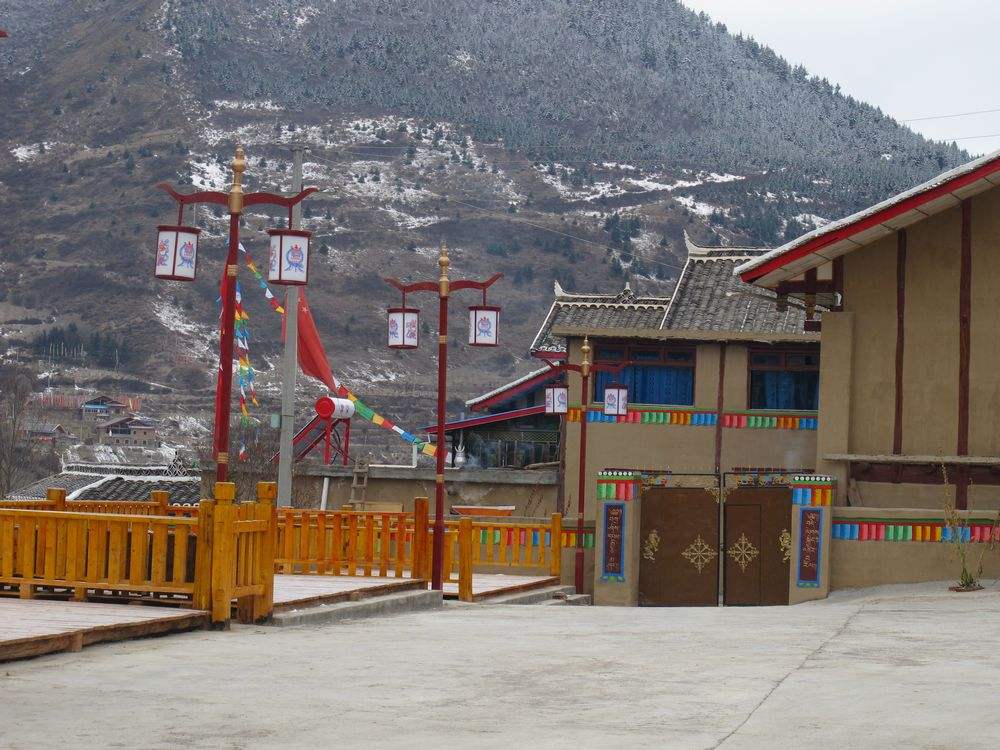 Thrifty culture of a Tibetan village