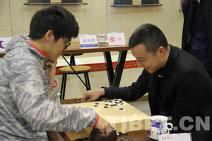 圍棋汽車?yán)惖诙啈?zhàn)罷：柯潔、柁嘉熹兩連勝