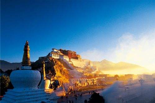 Qinghai-Tibet Railway prepares for summer travel peak 