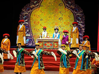 传统藏戏《卓娃桑姆》亮相武汉走进高校