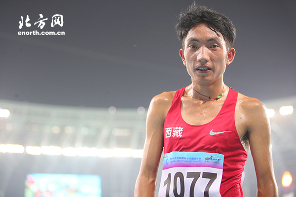 多布杰奪得全運會田徑首金