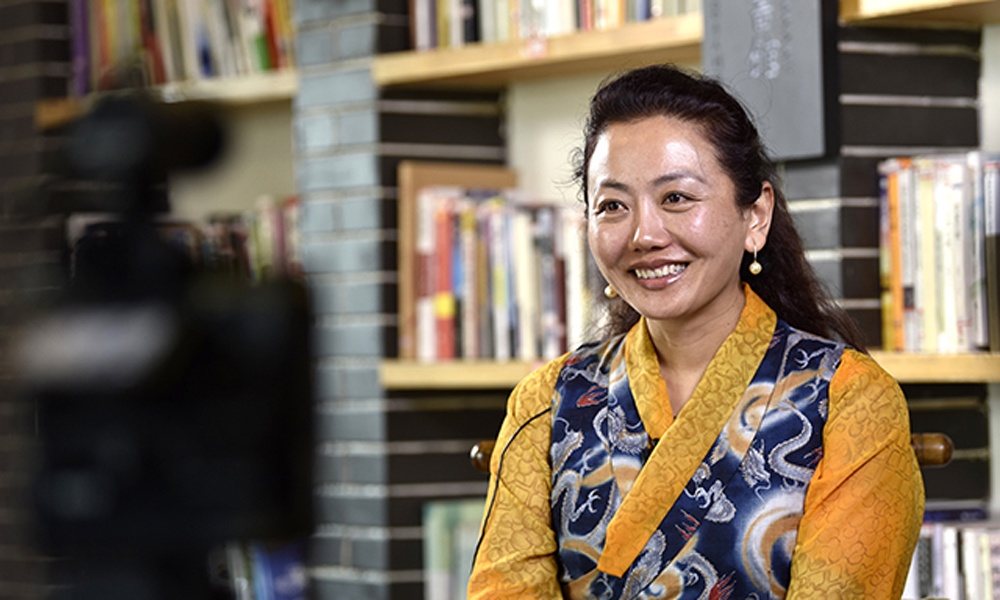 新时代的西藏妇女，书写“她力量”和“她精彩”